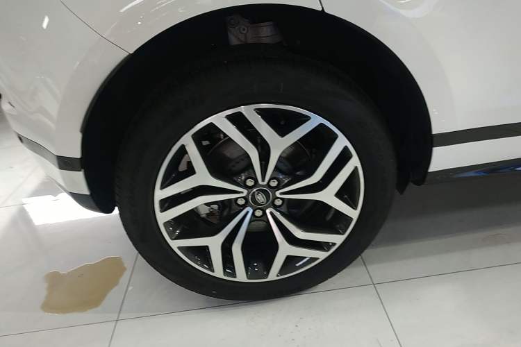 Used Land Rover Range Evoque New Energy 2021 Aurora L P300e Luxury Edition Right Rear Wheel Hub