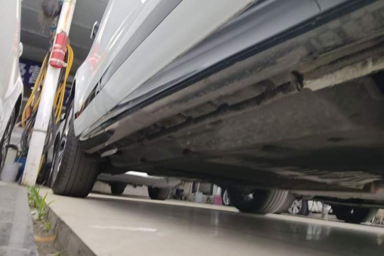 Used Land Rover Range Evoque New Energy 2021 Aurora L P300e Luxury Edition Right Side Sill