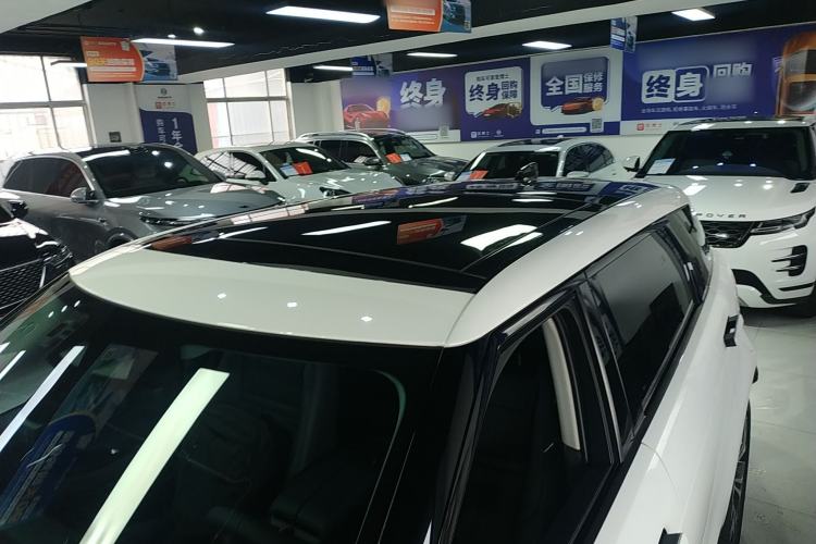 Used Land Rover Range Evoque New Energy 2021 Aurora L P300e Luxury Edition Roof
