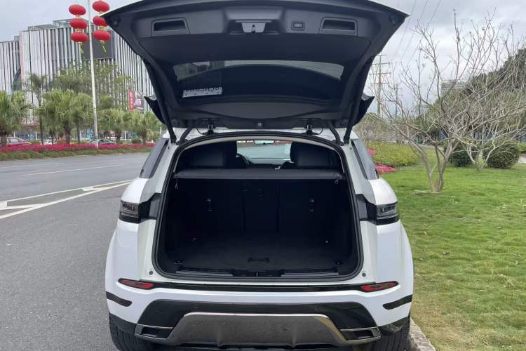 Used Land Rover Range Evoque New Energy 2021 Aurora L P300e Luxury Edition Trunk