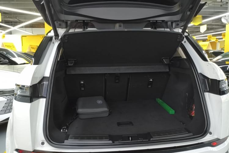Used Land Rover Range Evoque New Energy 2021 Aurora L P300e Luxury Edition Trunk