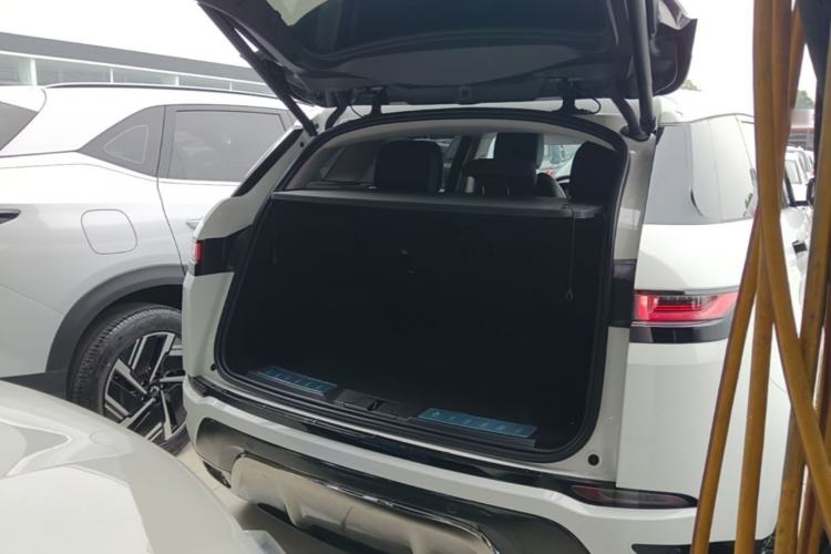 Used Land Rover Range Evoque New Energy 2021 Aurora L P300e Luxury Edition Trunk