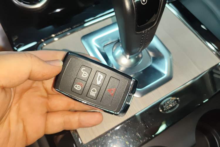 Used Land Rover Range Evoque New Energy 2021 Aurora L P300e Luxury Edition Vehicle Key