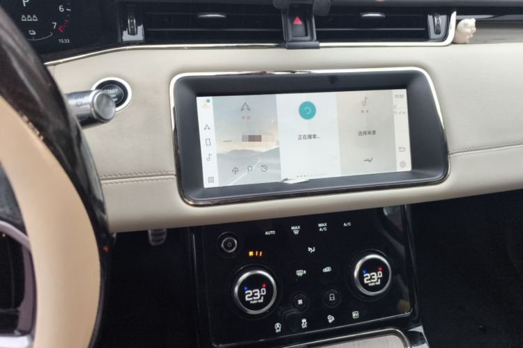Used Land Rover Range Evoque New Energy 2022 Aurora L P300e Plug-in Hybrid Electric Version Audio And AC Panel