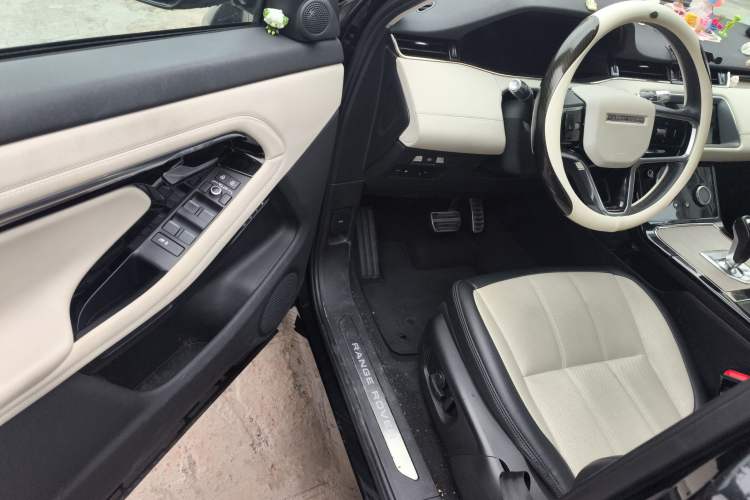 Used Land Rover Range Evoque New Energy 2022 Aurora L P300e Plug-in Hybrid Electric Version Driver Seat