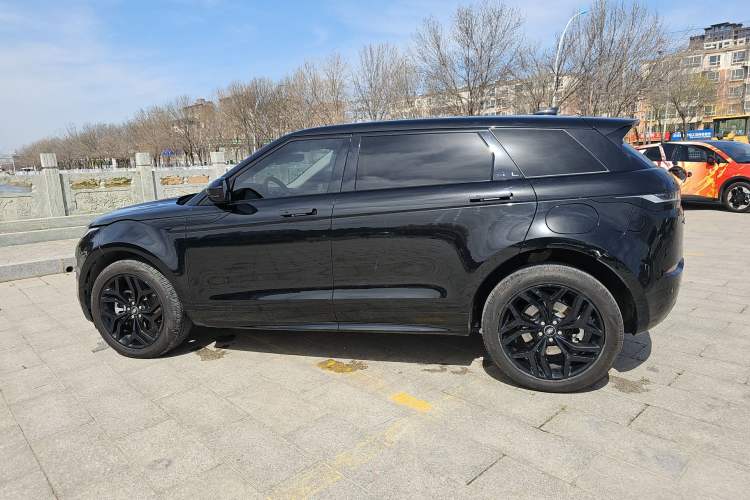 Used Land Rover Range Evoque New Energy 2022 Aurora L P300e Plug-in Hybrid Electric Version Exterior 4