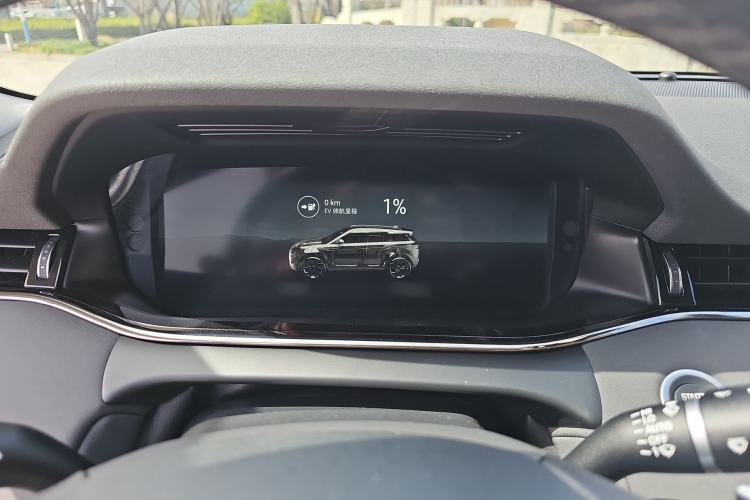 Used Land Rover Range Evoque New Energy 2022 Aurora L P300e Plug-in Hybrid Electric Version Instrument Cluster