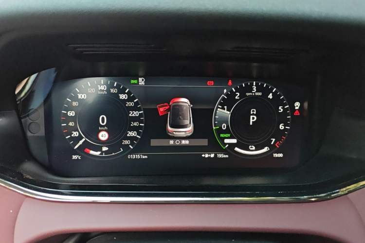 Used Land Rover Range Evoque New Energy 2022 Aurora L P300e Plug-in Hybrid Electric Version Instrument Cluster