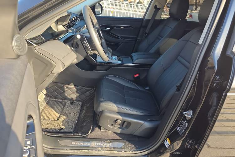 Used Land Rover Range Evoque New Energy 2022 Aurora L P300e Plug-in Hybrid Electric Version Left Front Seat