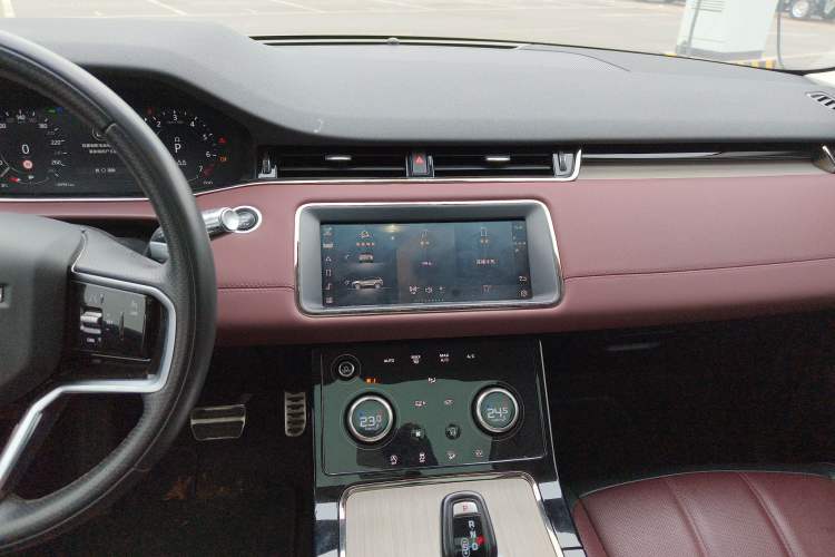 Used Land Rover Range Evoque New Energy 2022 Aurora L P300e Plug-in Hybrid Electric Version Audio And AC Panel