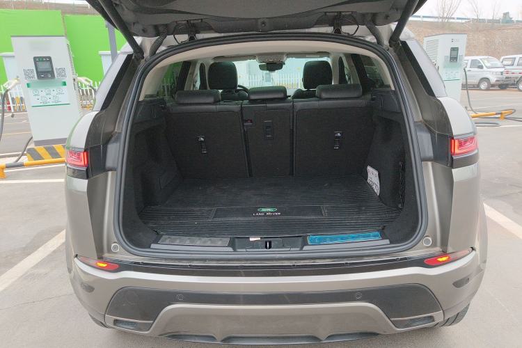 Used Land Rover Range Evoque New Energy 2022 Aurora L P300e Plug-in Hybrid Electric Version Trunk