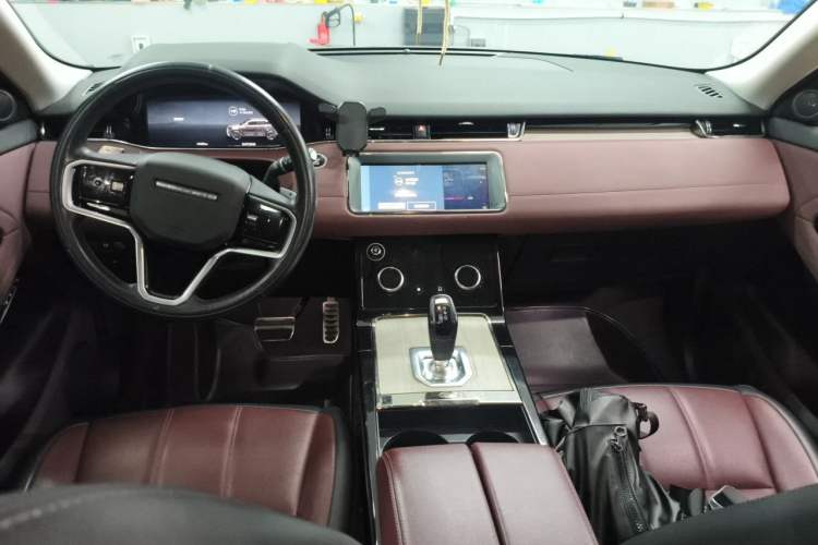 Used Land Rover Range Evoque New Energy 2022 Aurora L P300e Plug-in Hybrid Electric Version Center Console