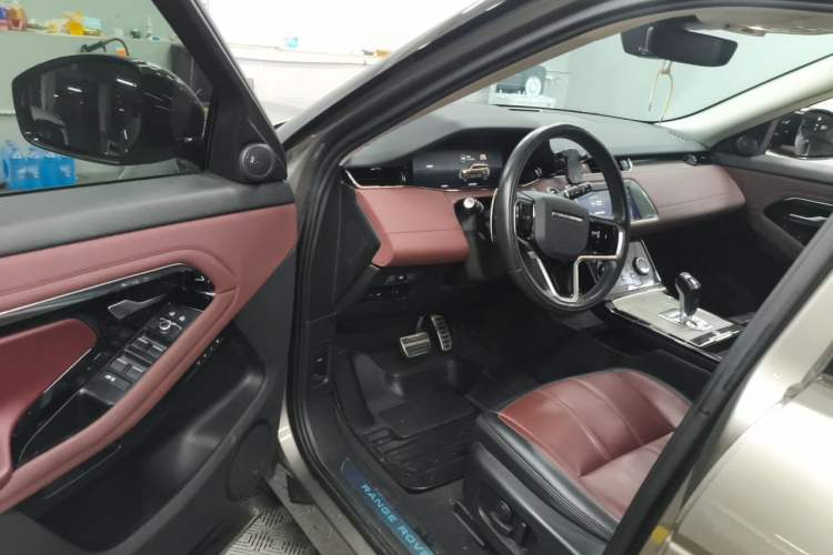 Used Land Rover Range Evoque New Energy 2022 Aurora L P300e Plug-in Hybrid Electric Version Driver Seat