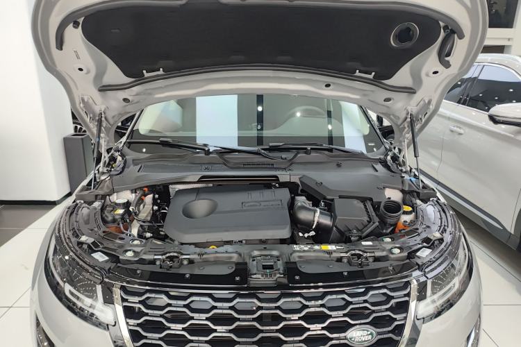Used Land Rover Range Evoque New Energy 2022 Aurora L P300e Plug-in Hybrid Electric Version Engine Bay