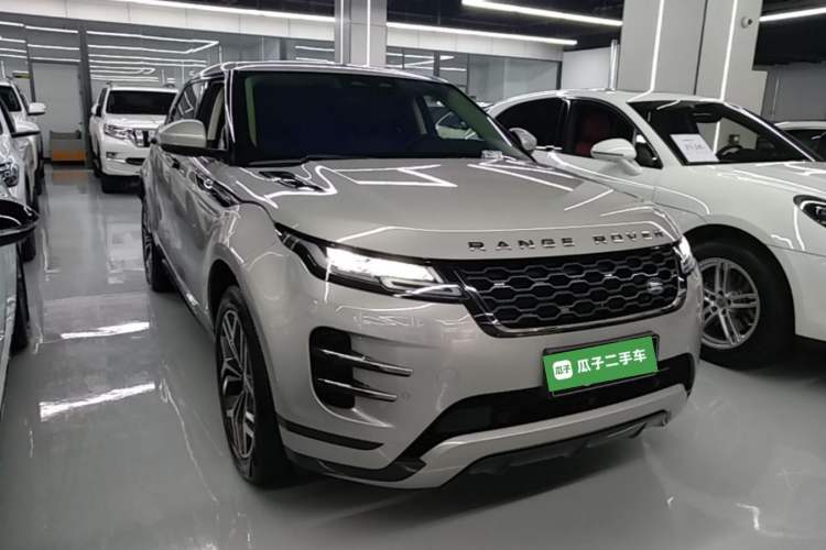 Used Land Rover Range Evoque New Energy 2022 Aurora L P300e Plug-in Hybrid Electric Version Front Right 45 Deg