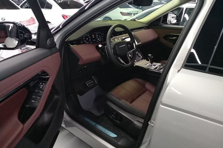 Used Land Rover Range Evoque New Energy 2022 Aurora L P300e Plug-in Hybrid Electric Version Left Front Seat