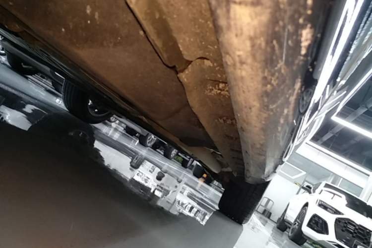 Used Land Rover Range Evoque New Energy 2022 Aurora L P300e Plug-in Hybrid Electric Version Left Side Sill