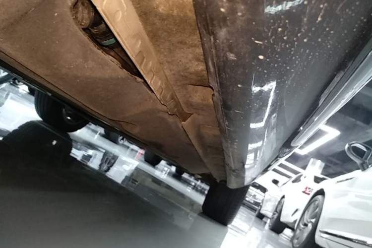 Used Land Rover Range Evoque New Energy 2022 Aurora L P300e Plug-in Hybrid Electric Version Right Side Sill