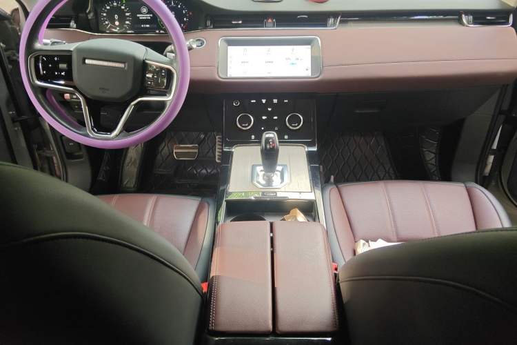 Used Land Rover Range Evoque New Energy 2022 Aurora L P300e Plug-in Hybrid Electric Version Center Console