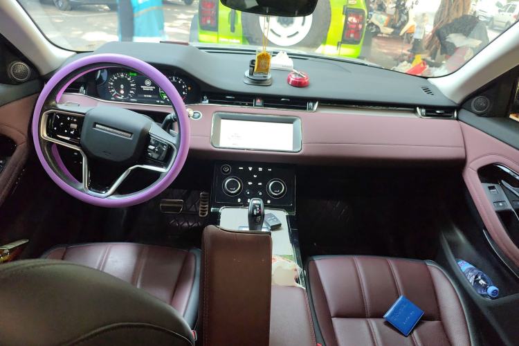 Used Land Rover Range Evoque New Energy 2022 Aurora L P300e Plug-in Hybrid Electric Version Center Console