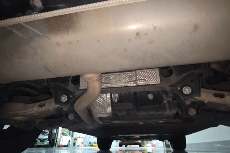 Used Land Rover Range Evoque New Energy 2022 Aurora L P300e Plug-in Hybrid Electric Version Chassis Rear