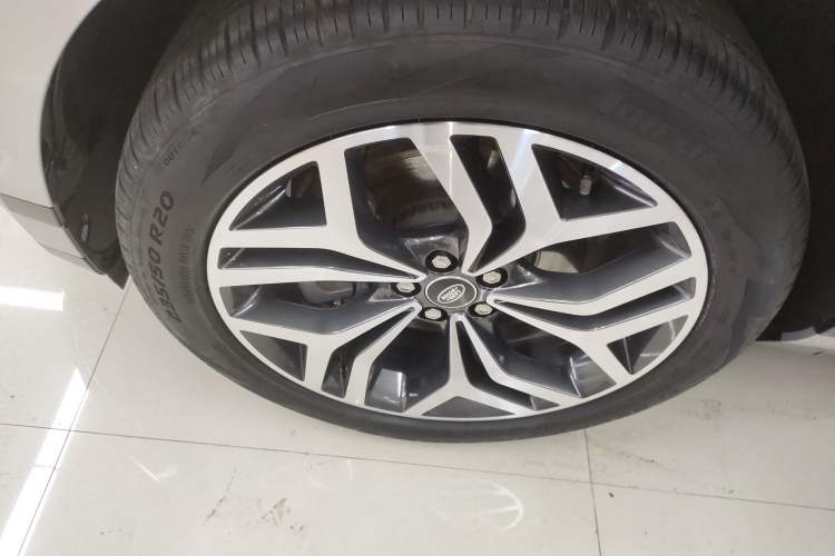 Used Land Rover Range Evoque New Energy 2022 Aurora L P300e Plug-in Hybrid Electric Version Exterior 7
