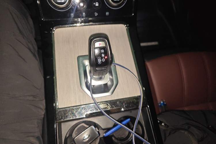 Used Land Rover Range Evoque New Energy 2022 Aurora L P300e Plug-in Hybrid Electric Version Gear Lever