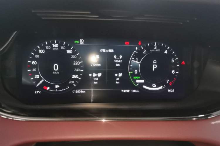 Used Land Rover Range Evoque New Energy 2022 Aurora L P300e Plug-in Hybrid Electric Version Instrument Cluster