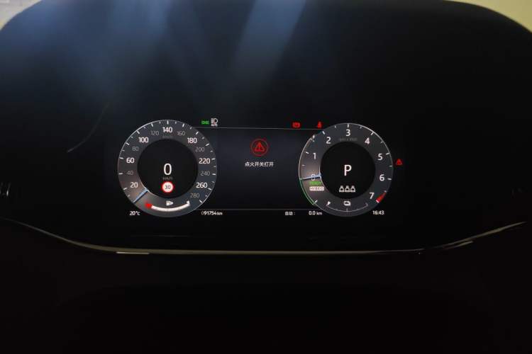 Used Land Rover Range Evoque New Energy 2022 Aurora L P300e Plug-in Hybrid Electric Version Instrument Cluster
