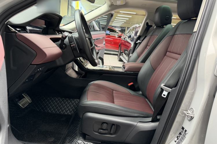 Used Land Rover Range Evoque New Energy 2022 Aurora L P300e Plug-in Hybrid Electric Version Interior 1