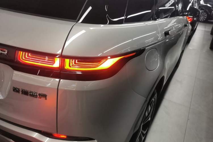 Used Land Rover Range Evoque New Energy 2022 Aurora L P300e Plug-in Hybrid Electric Version Right Rear Taillight