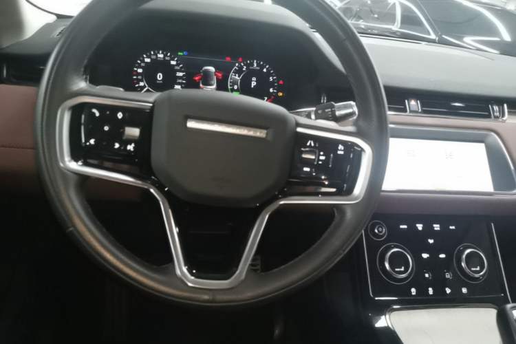 Used Land Rover Range Evoque New Energy 2022 Aurora L P300e Plug-in Hybrid Electric Version Steering Wheel