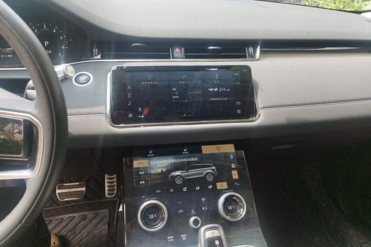Used Land Rover Range Evoque New Energy 2022 Aurora L P300e Plug-in Hybrid Electric Version Audio And AC Panel