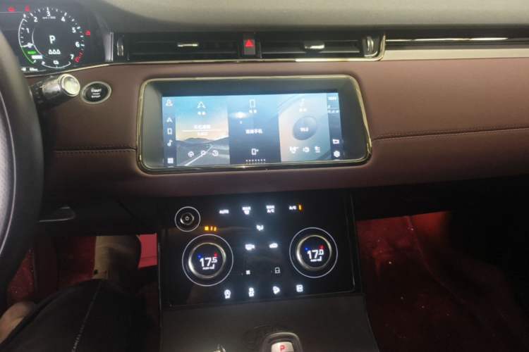 Used Land Rover Range Evoque New Energy 2022 Aurora L P300e Plug-in Hybrid Electric Version Audio And AC Panel