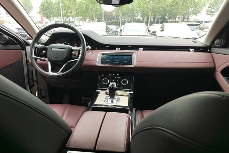 Used Land Rover Range Evoque New Energy 2022 Aurora L P300e Plug-in Hybrid Electric Version Center Console