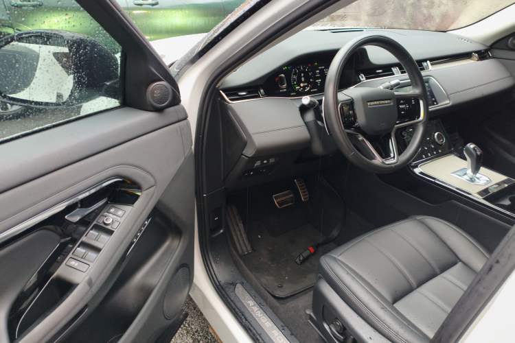 Used Land Rover Range Evoque New Energy 2022 Aurora L P300e Plug-in Hybrid Electric Version Driver Seat