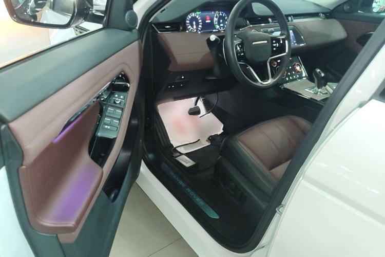 Used Land Rover Range Evoque New Energy 2022 Aurora L P300e Plug-in Hybrid Electric Version Driver Seat