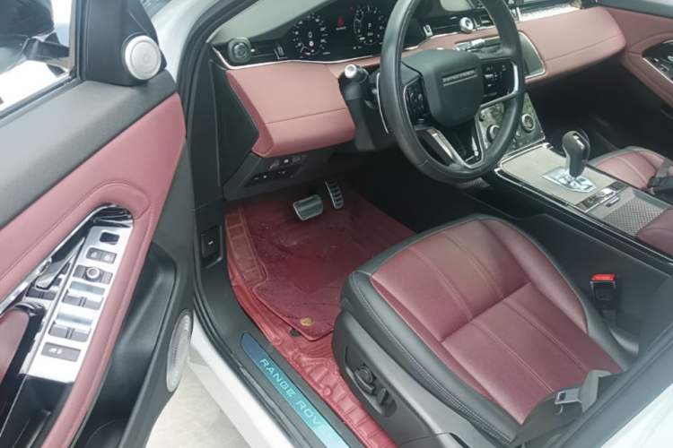 Used Land Rover Range Evoque New Energy 2022 Aurora L P300e Plug-in Hybrid Electric Version Driver Seat