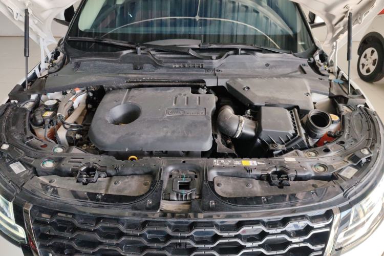Used Land Rover Range Evoque New Energy 2022 Aurora L P300e Plug-in Hybrid Electric Version Engine Bay