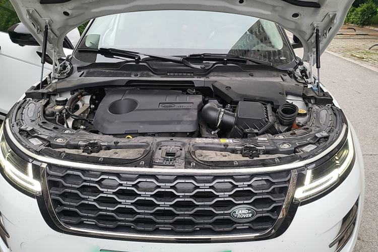Used Land Rover Range Evoque New Energy 2022 Aurora L P300e Plug-in Hybrid Electric Version Engine Bay