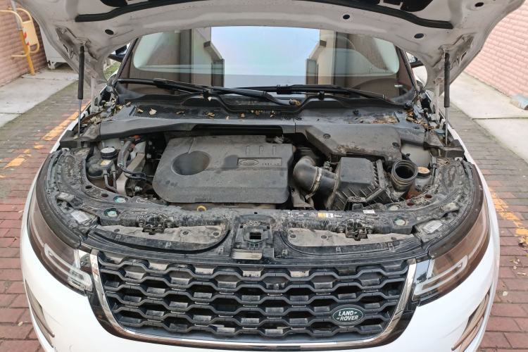 Used Land Rover Range Evoque New Energy 2022 Aurora L P300e Plug-in Hybrid Electric Version Engine Bay
