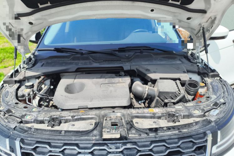 Used Land Rover Range Evoque New Energy 2022 Aurora L P300e Plug-in Hybrid Electric Version Engine Bay
