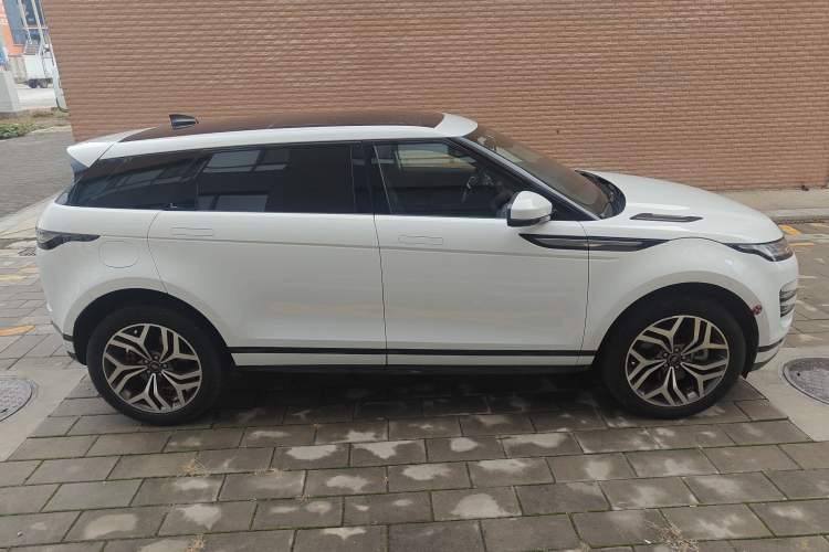Used Land Rover Range Evoque New Energy 2022 Aurora L P300e Plug-in Hybrid Electric Version Exterior 3