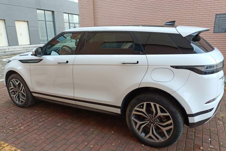 Used Land Rover Range Evoque New Energy 2022 Aurora L P300e Plug-in Hybrid Electric Version Exterior 3