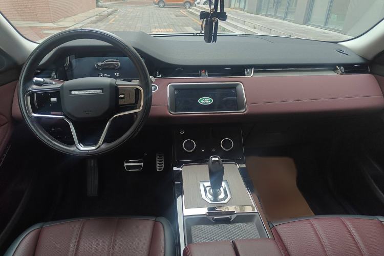 Used Land Rover Range Evoque New Energy 2022 Aurora L P300e Plug-in Hybrid Electric Version Interior 2