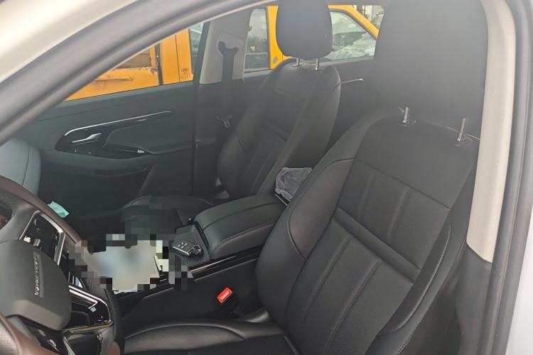 Used Land Rover Range Evoque New Energy 2022 Aurora L P300e Plug-in Hybrid Electric Version Left Front Seat