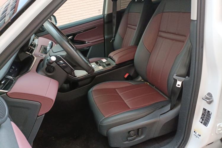 Used Land Rover Range Evoque New Energy 2022 Aurora L P300e Plug-in Hybrid Electric Version Left Front Seat