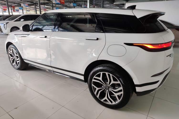Used Land Rover Range Evoque New Energy 2022 Aurora L P300e Plug-in Hybrid Electric Version Left Side