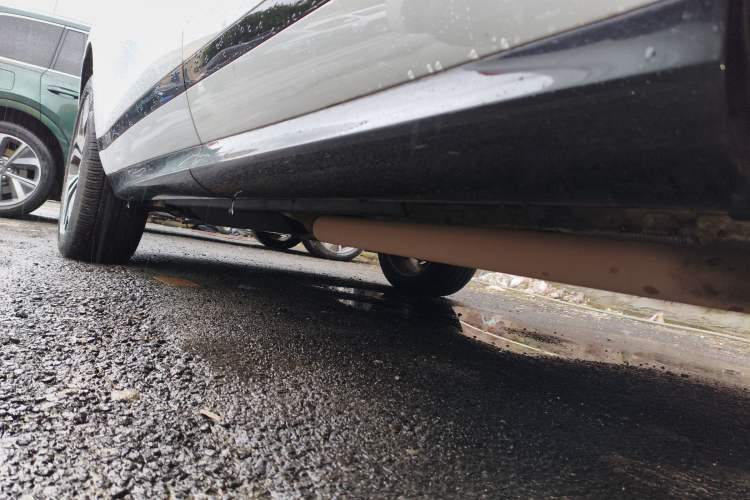 Used Land Rover Range Evoque New Energy 2022 Aurora L P300e Plug-in Hybrid Electric Version Left Side Sill