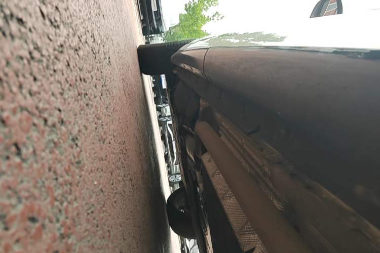 Used Land Rover Range Evoque New Energy 2022 Aurora L P300e Plug-in Hybrid Electric Version Left Side Sill